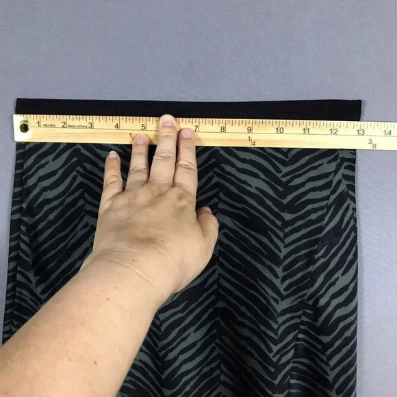 $299 ANINE BING Dolly Silk Skirt Zebra Print Size XS Midi Slit Willow Green Gray - Picture 11 of 16